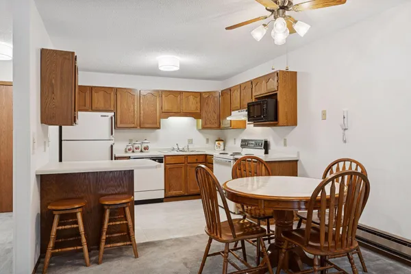 $175,000 | 5445 Babcock Trail, Unit N106, Inver Grove Heights, MN 55077