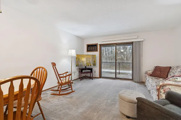 $175,000 | 5445 Babcock Trail, Unit N106, Inver Grove Heights, MN 55077