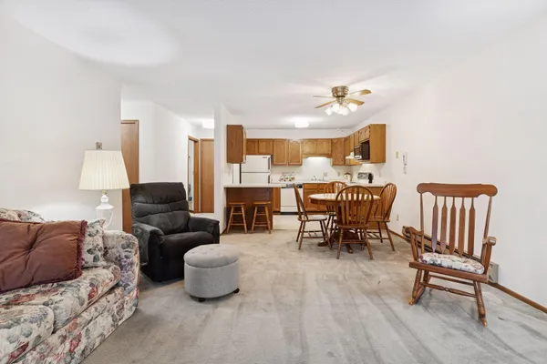 $175,000 | 5445 Babcock Trail, Unit N106, Inver Grove Heights, MN 55077