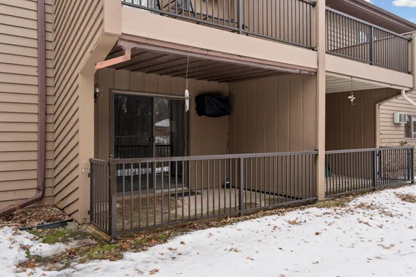 $175,000 | 5445 Babcock Trail, Unit N106, Inver Grove Heights, MN 55077