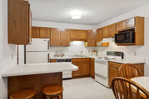 $175,000 | 5445 Babcock Trail, Unit N106, Inver Grove Heights, MN 55077