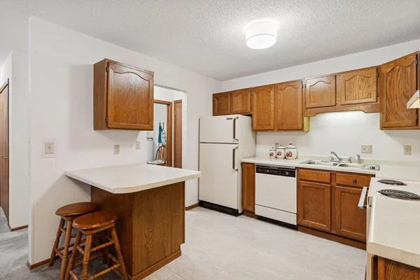 $175,000 | 5445 Babcock Trail, Unit N106, Inver Grove Heights, MN 55077