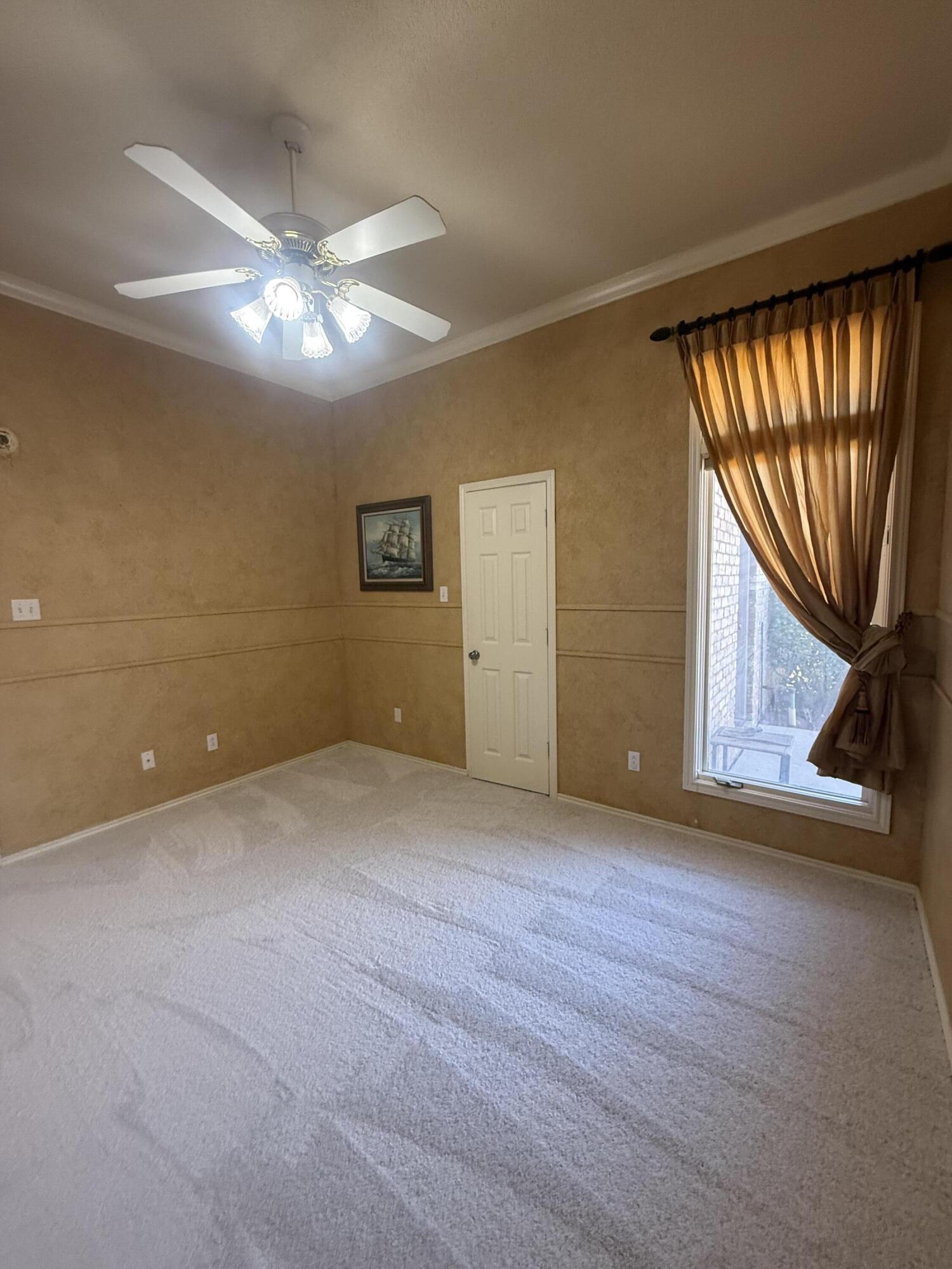 4810 99th Street Lubbock, TX 79424 - Photo 20 of 48 IMG_4516