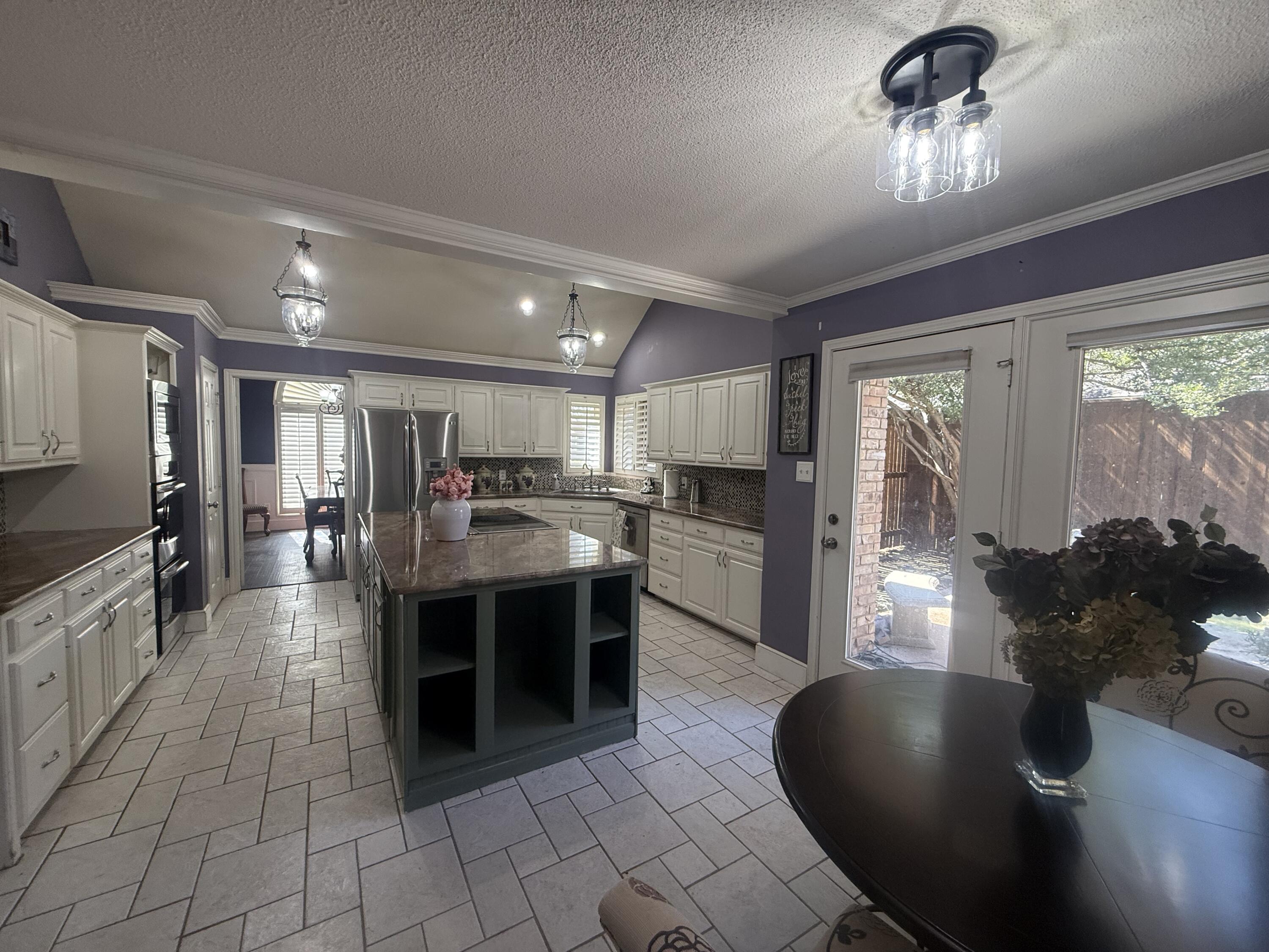 4810 99th Street Lubbock, TX 79424 - Photo 9 of 48 IMG_4520