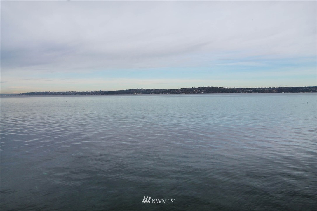 14032 Glen Acres Road Southwest Vashon, WA 98070 - Photo 13 of 16 Gallery Image 13
