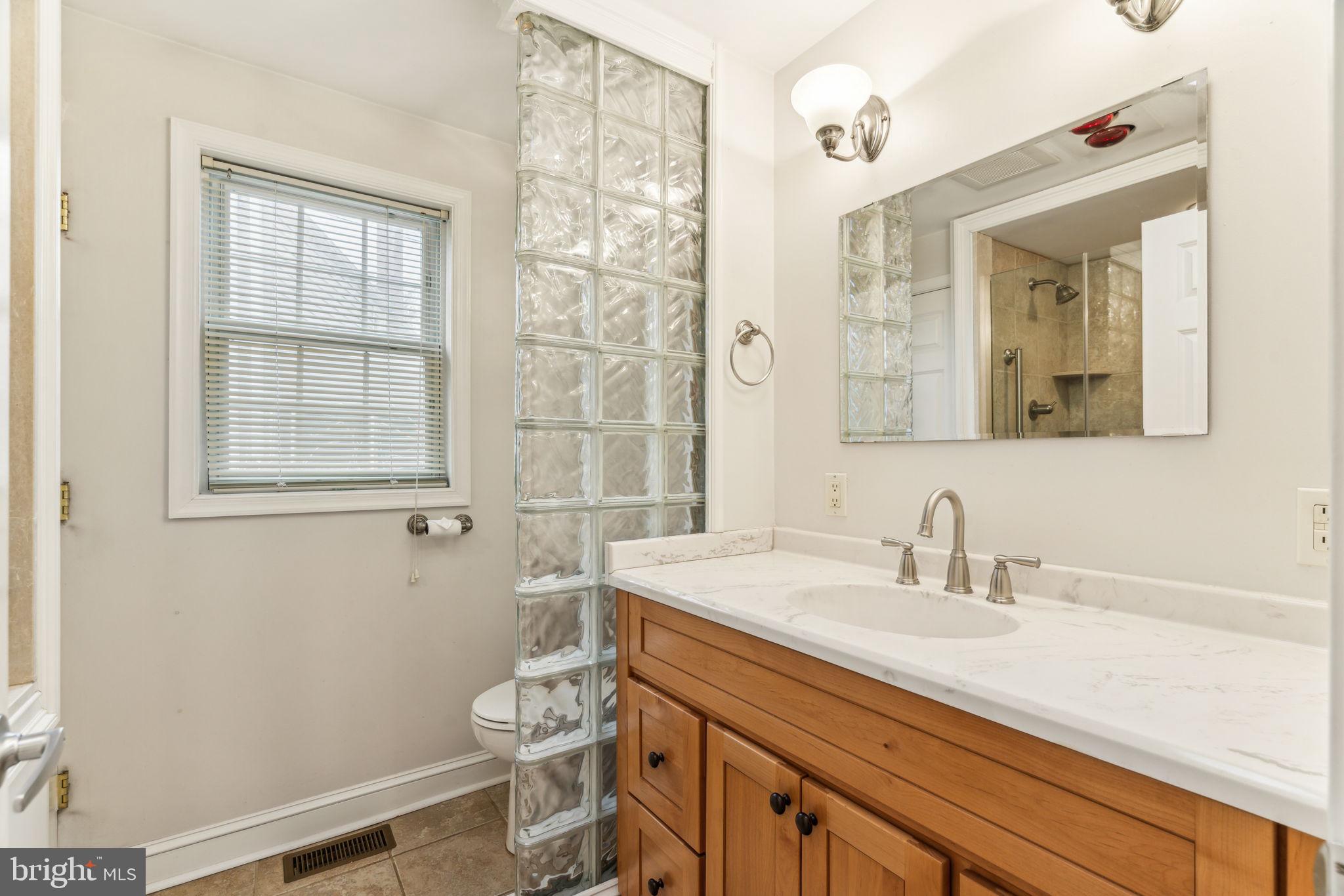 526 Drayton Road Oreland, PA 19075 - Photo 26 of 64