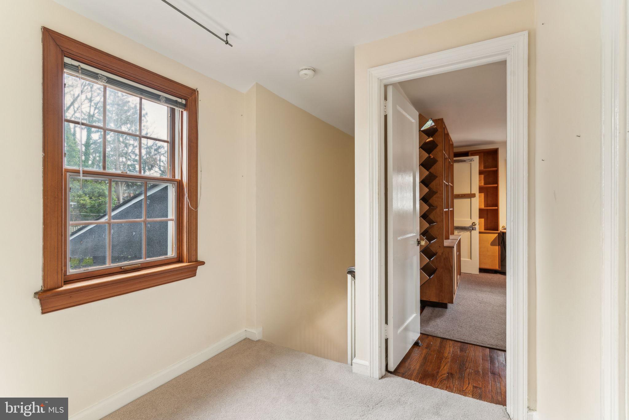 526 Drayton Road Oreland, PA 19075 - Photo 41 of 64