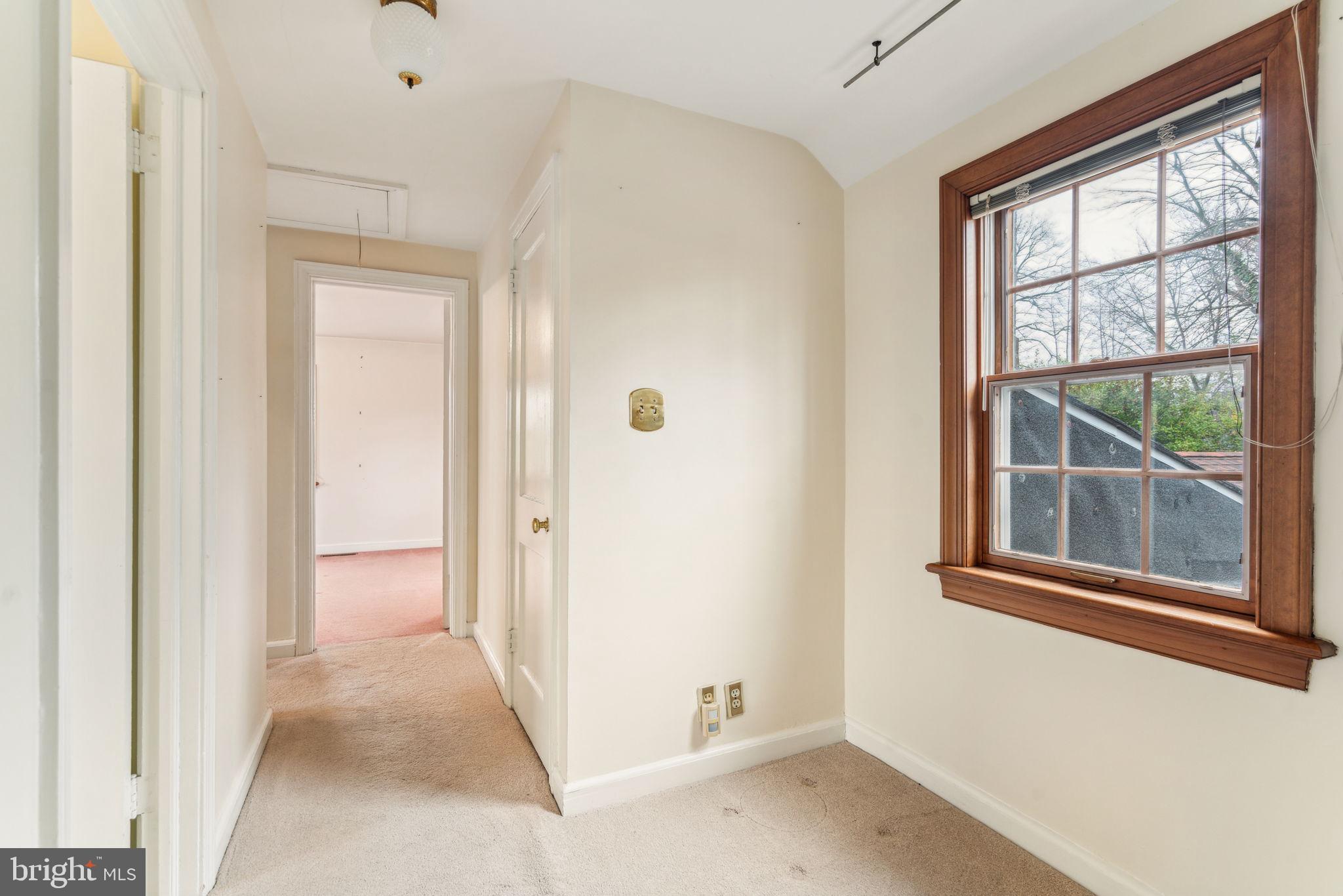 526 Drayton Road Oreland, PA 19075 - Photo 45 of 64