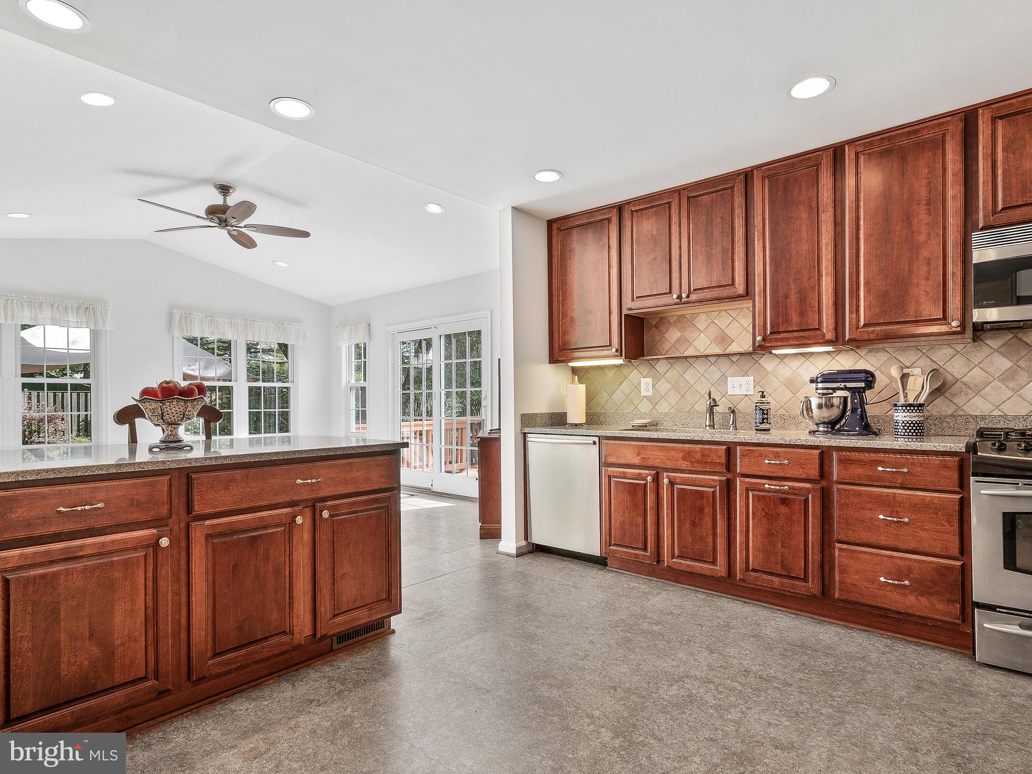 3104 Gold Mine Road Brookeville, MD 20833 - Photo 14 of 46 Expansive Kitchen