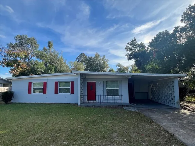 $1,445 | 308 East Volusia Avenue, Deland, FL 32724