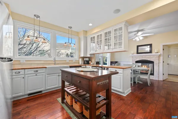 $899,900 | 2579 Montgomery Ridge Road, Charlottesville, VA 22911