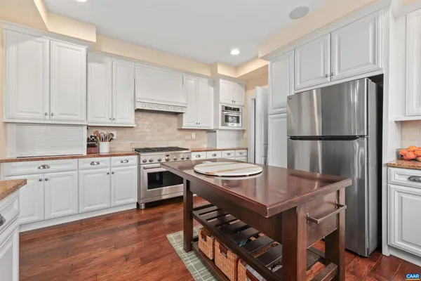 $899,900 | 2579 Montgomery Ridge Road, Charlottesville, VA 22911