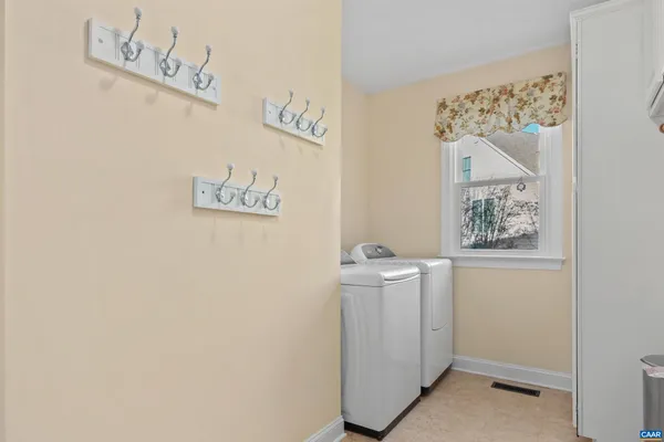 $899,900 | 2579 Montgomery Ridge Road, Charlottesville, VA 22911