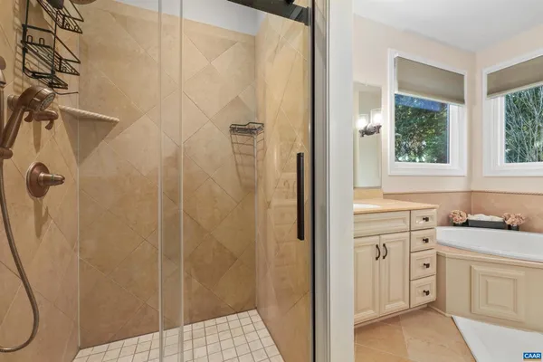 $899,900 | 2579 Montgomery Ridge Road, Charlottesville, VA 22911