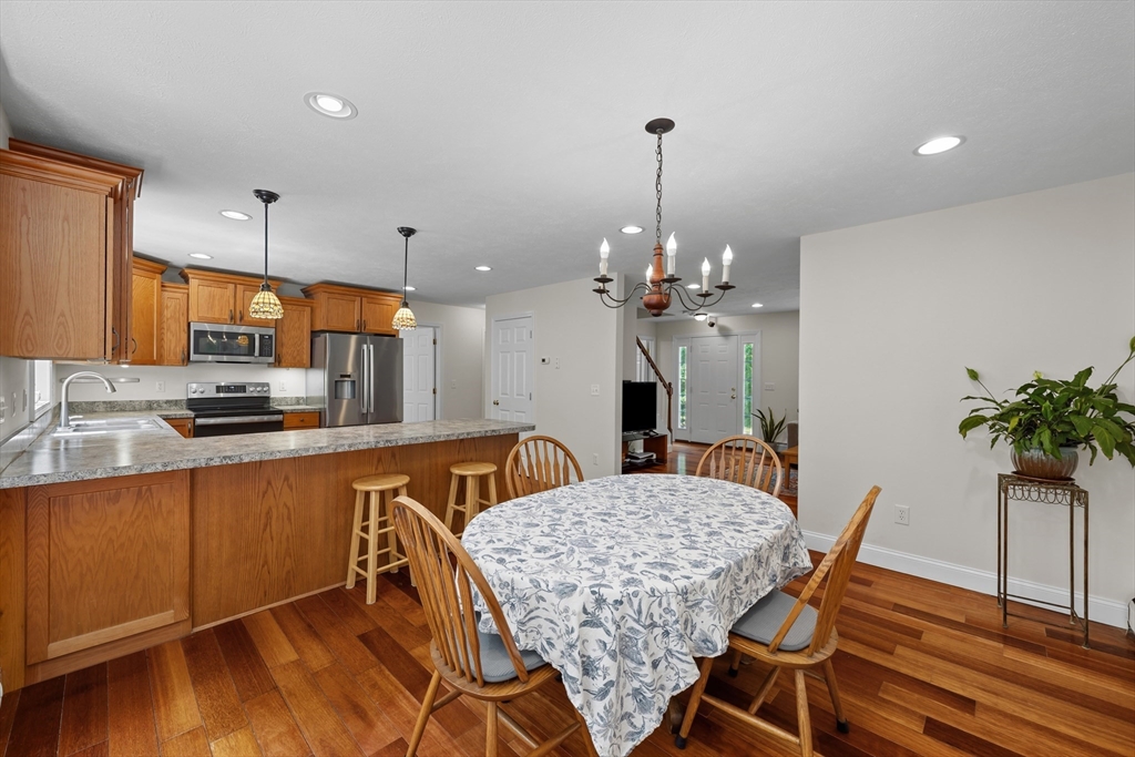 151 Sterling Road Holden, MA 01522 - Photo 14 of 42