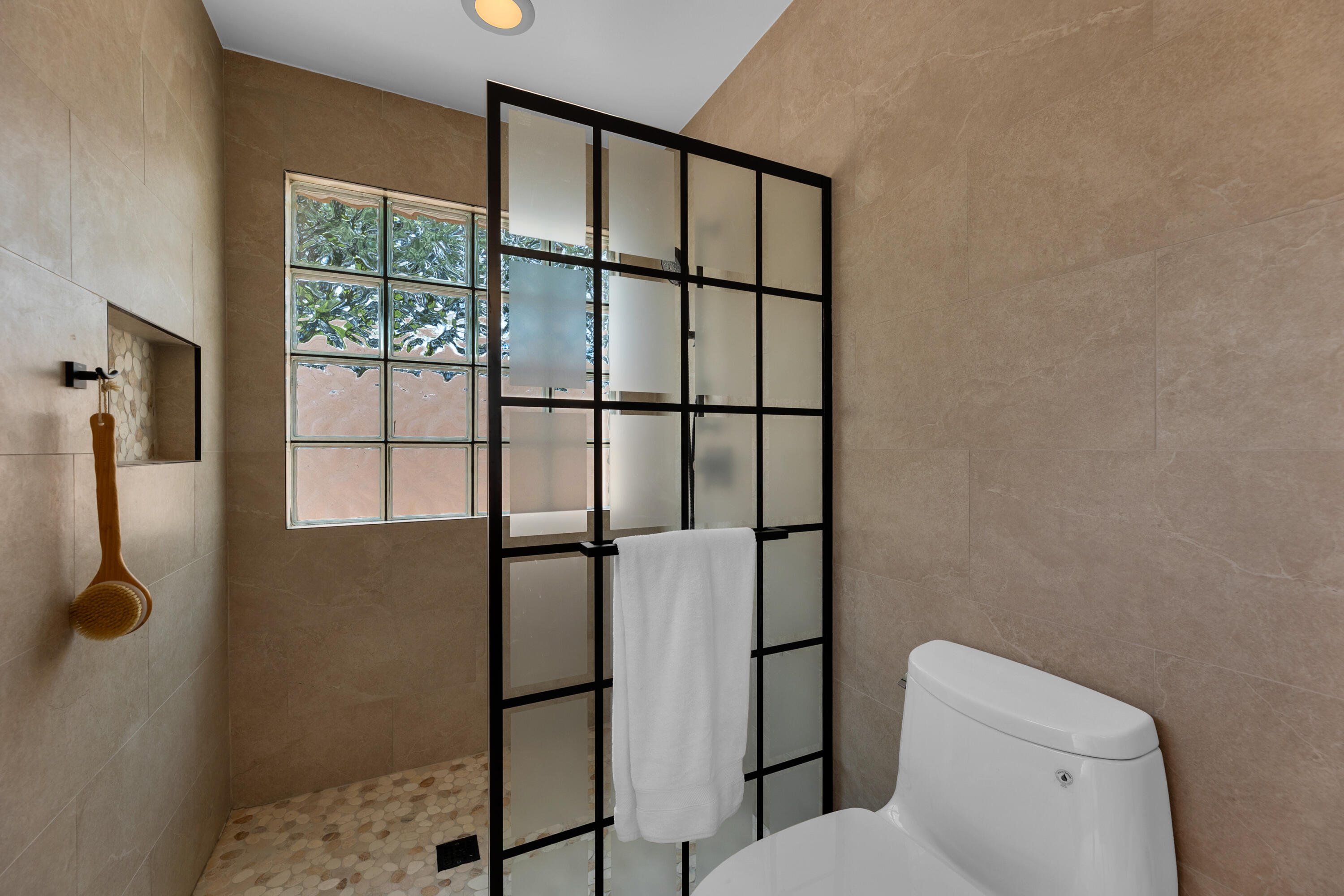 2622 Northwest 27th Avenue Boca Raton, FL 33434 - Photo 11 of 30 Primary Bathroom