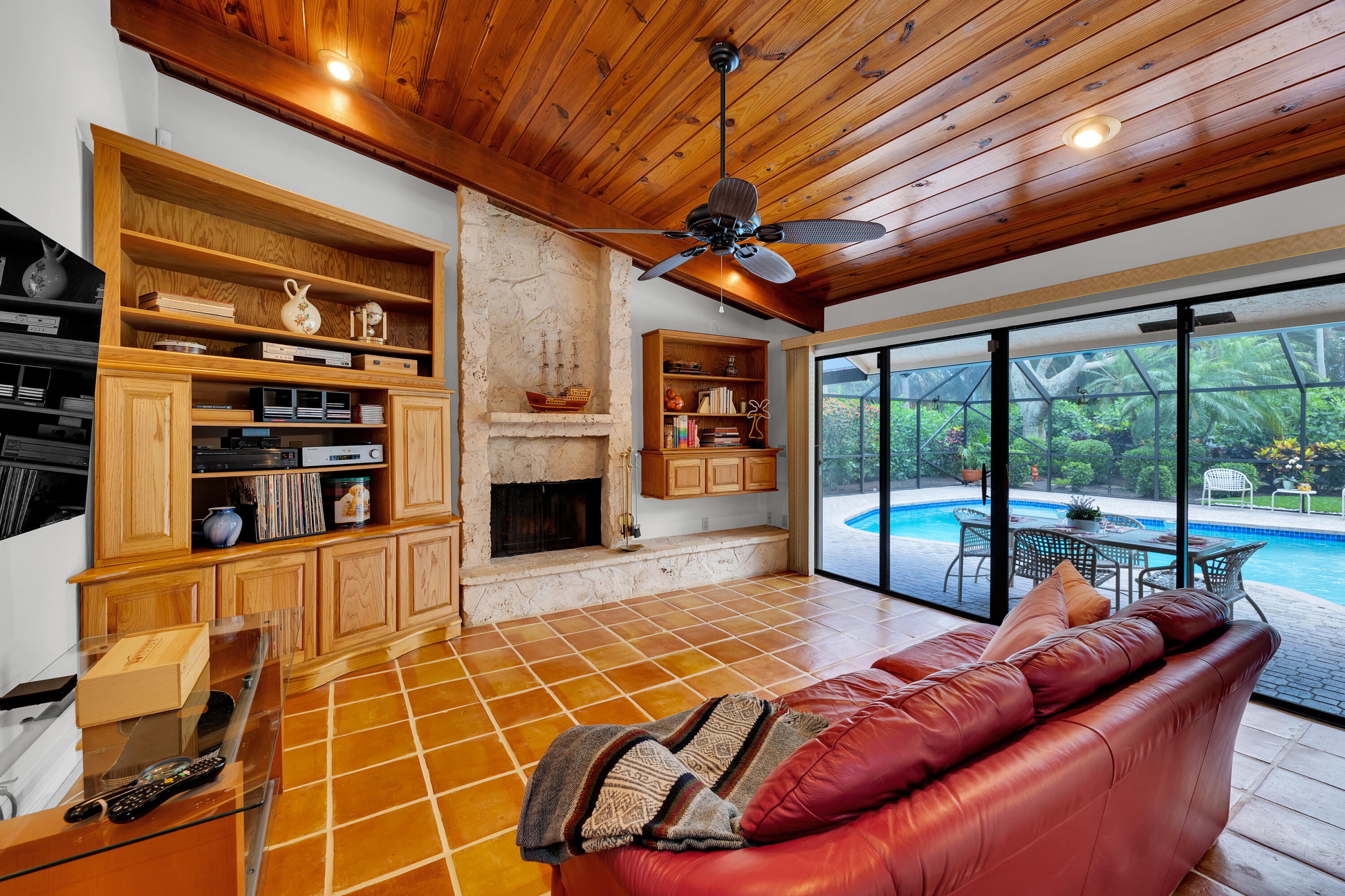 2622 Northwest 27th Avenue Boca Raton, FL 33434 - Photo 24 of 30 Family Room