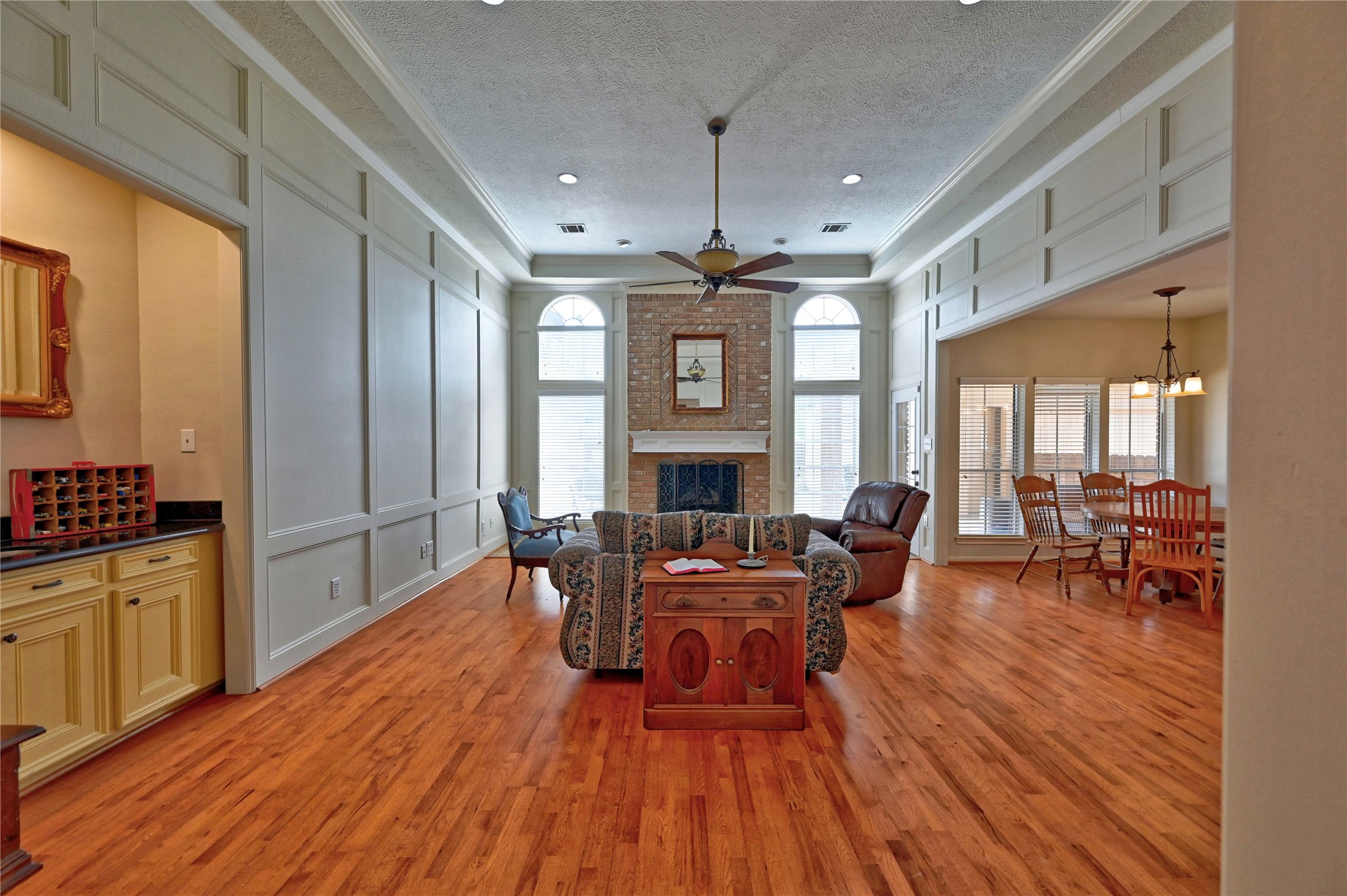 6018 Spring Creek Lane Spring, TX 77379 - Photo 7 of 50 Gallery Image 7