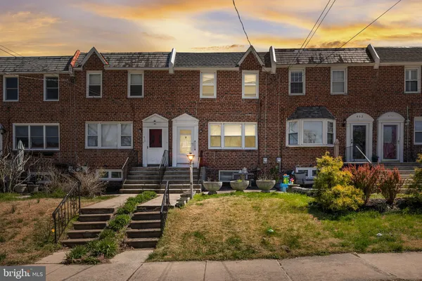 $250,000 | 454 Woodlawn Terrace, Collingswood, NJ 08108