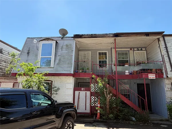 $79,999 | 8282 Park Pl Boulevard, Unit G2, Houston, TX 77017
