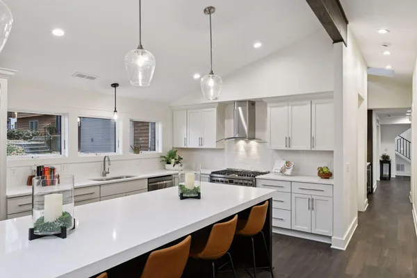 $1,099,000 | 4945 Glen Elyn Road, Mound, MN 55364