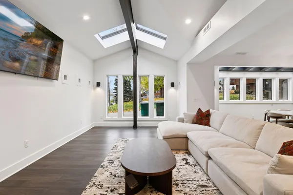 $1,099,000 | 4945 Glen Elyn Road, Mound, MN 55364