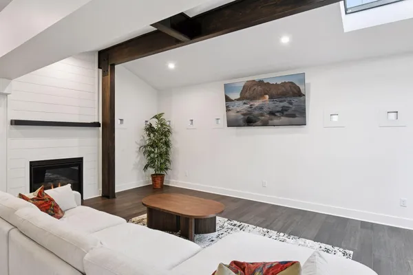 $1,099,000 | 4945 Glen Elyn Road, Mound, MN 55364