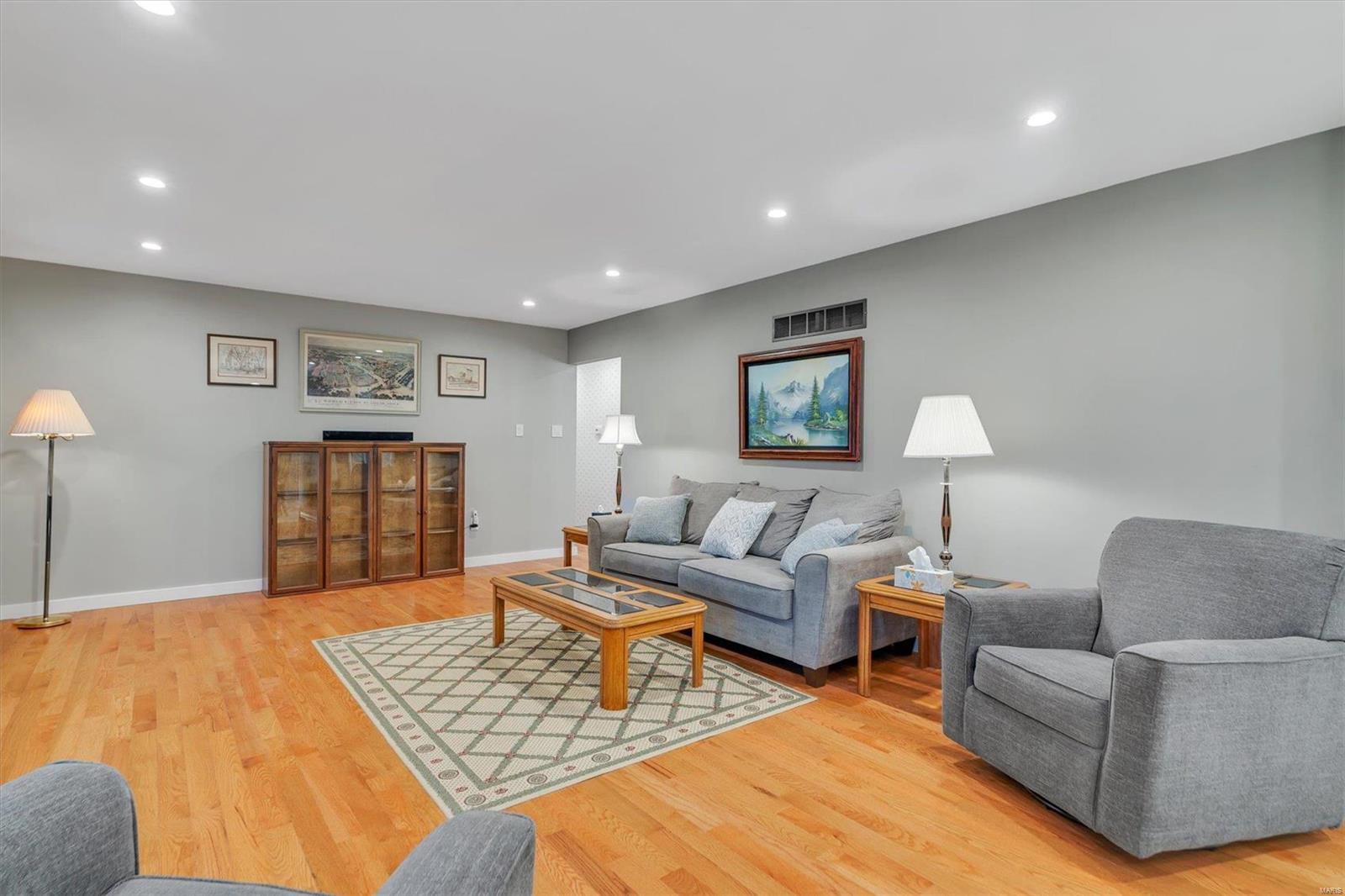 6400 Farmcrest Road St. Louis, MO 63129 - Photo 14 of 39 Gallery Image 14
