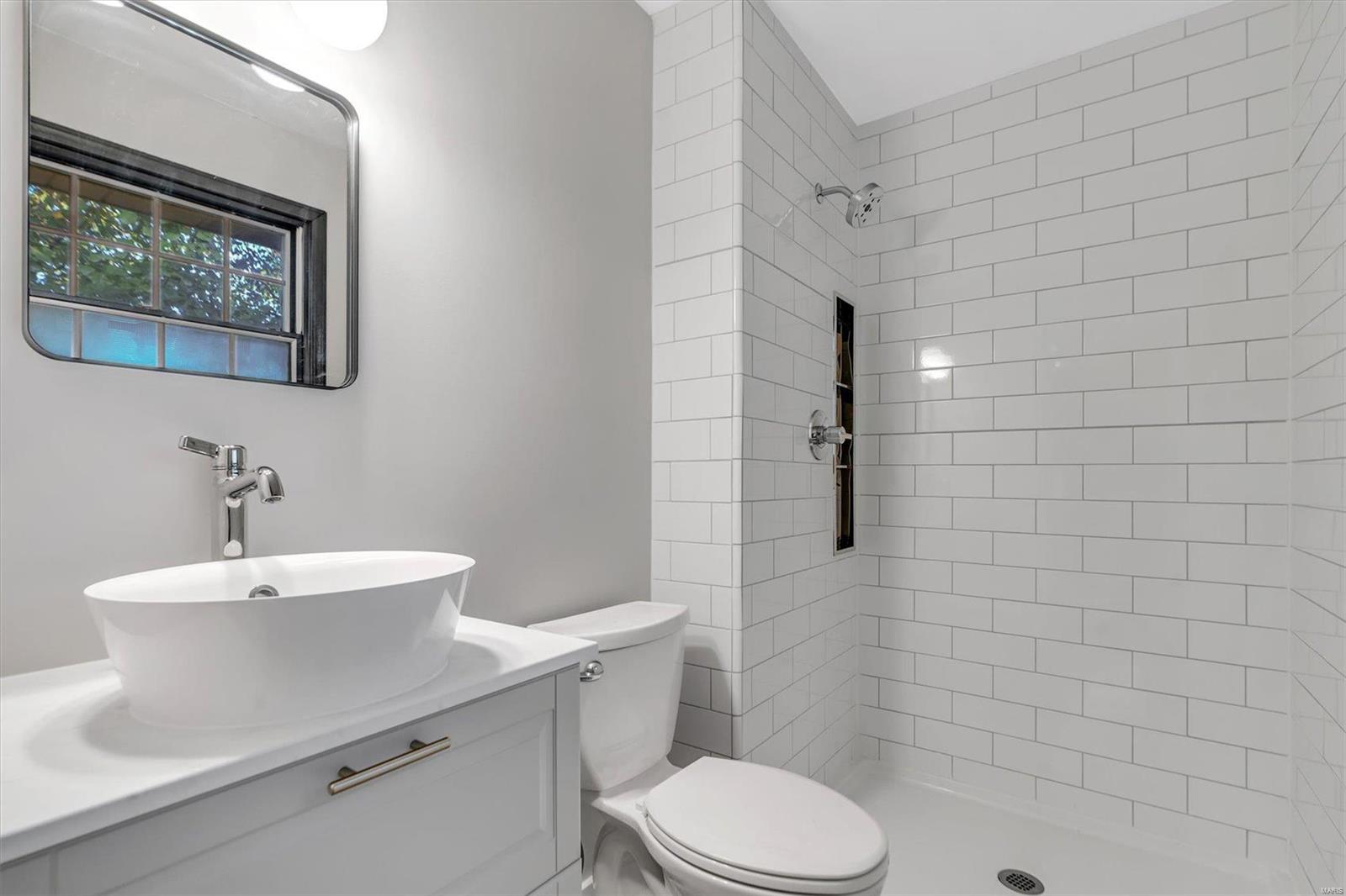 6400 Farmcrest Road St. Louis, MO 63129 - Photo 21 of 39 Gallery Image 21