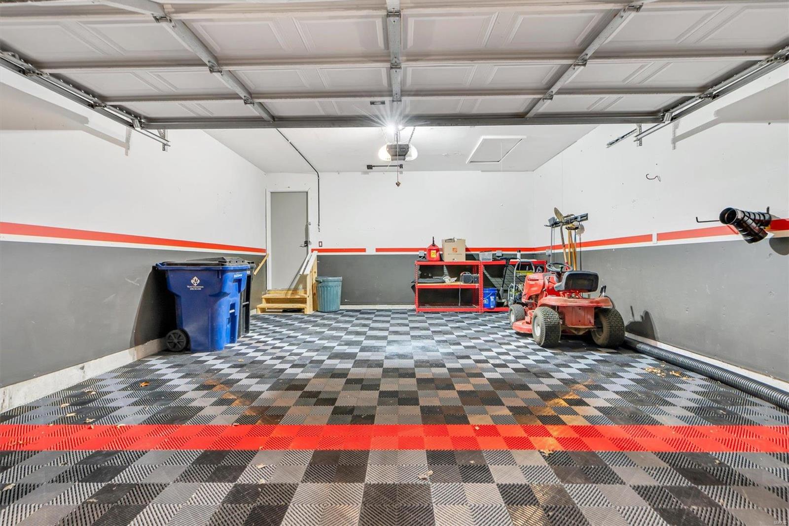 6400 Farmcrest Road St. Louis, MO 63129 - Photo 33 of 39 Gallery Image 33