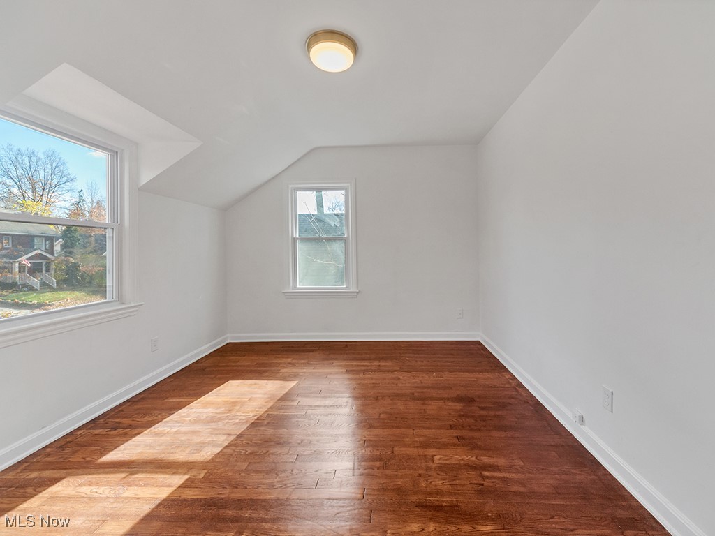 1494 Crest Road Cleveland Heights, OH 44121 - Photo 14 of 25 Gallery Image 14
