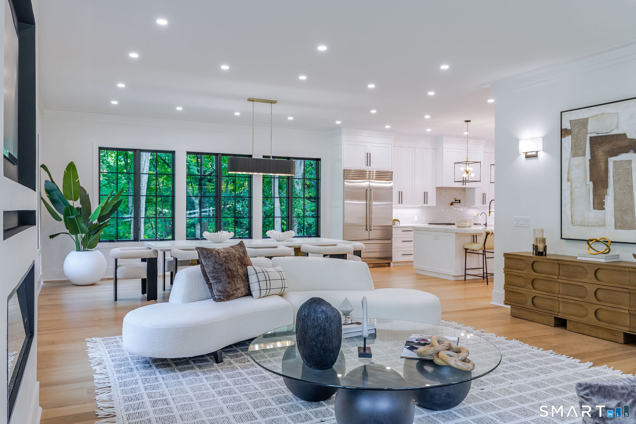 23 Laurel Road Stamford, CT 06903 - Photo 10 of 40 Gallery Image 10