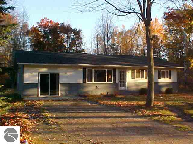 6524 Shellenbarger Road Hale, MI 48739 - Photo 3 of 13 1750853-2.JPG