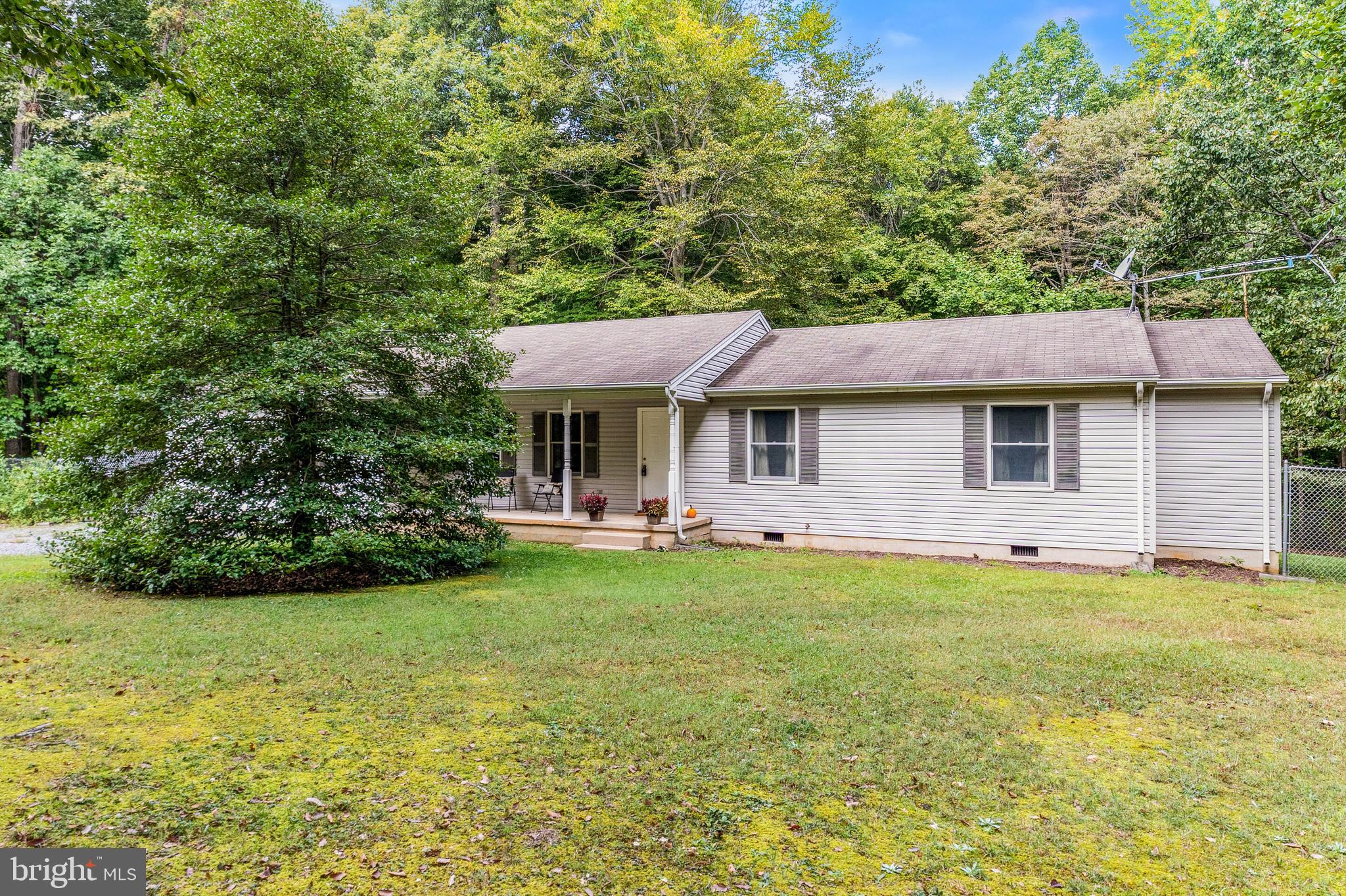4498 Razor Hill Road Bealeton, VA 22712 - Photo 3 of 42 Gallery Image 3