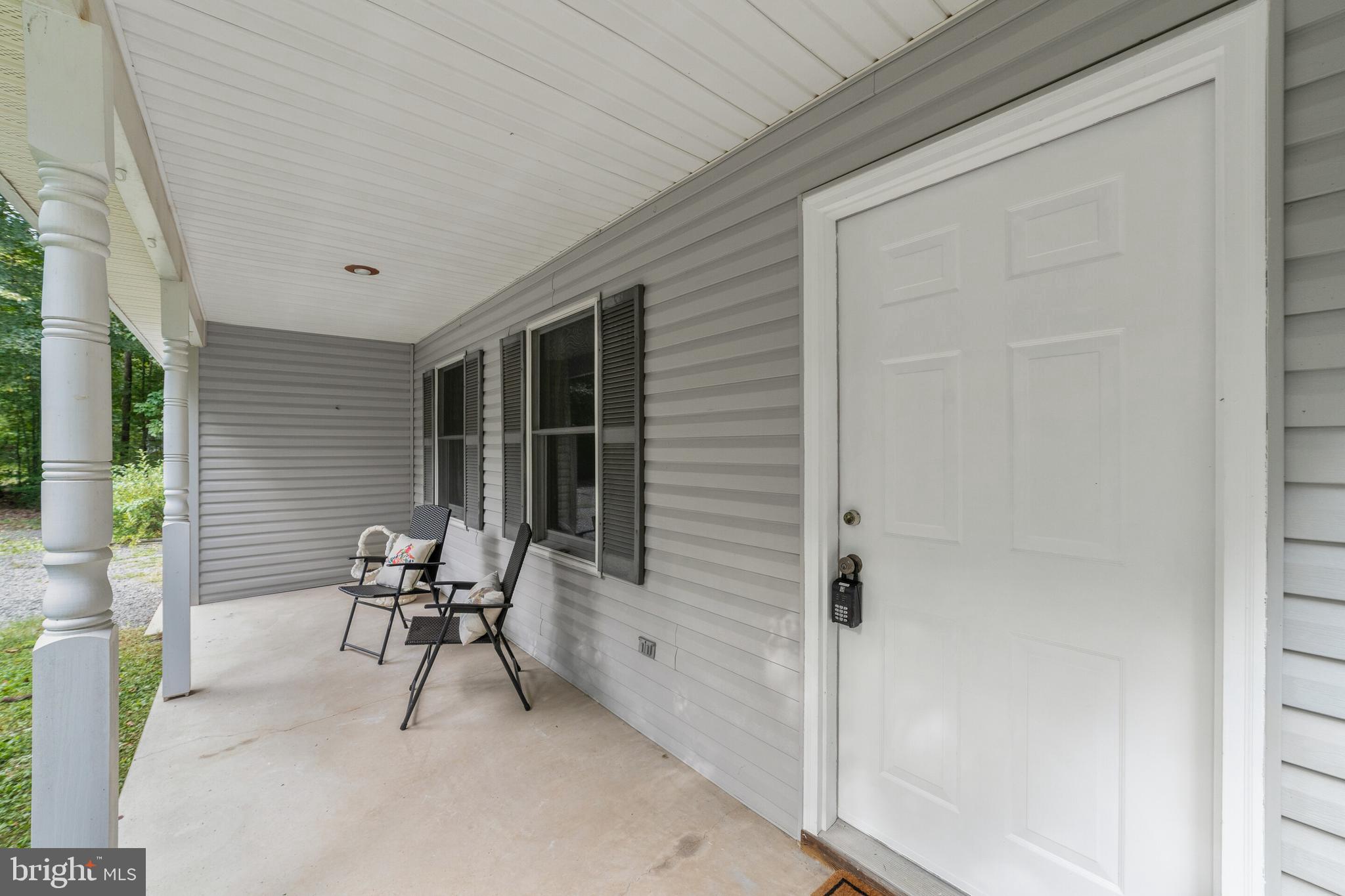 4498 Razor Hill Road Bealeton, VA 22712 - Photo 6 of 42 Gallery Image 6
