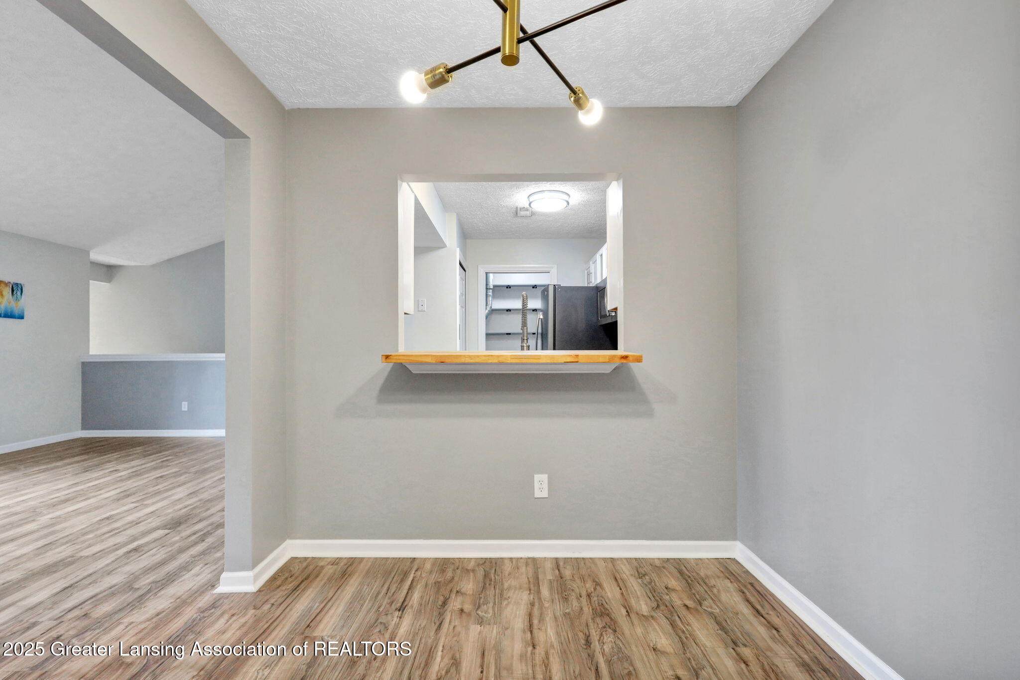 1333 Coolidge Road East Lansing, MI 48823 - Photo 12 of 29 10-web-or-mls-Open Ended Media-9