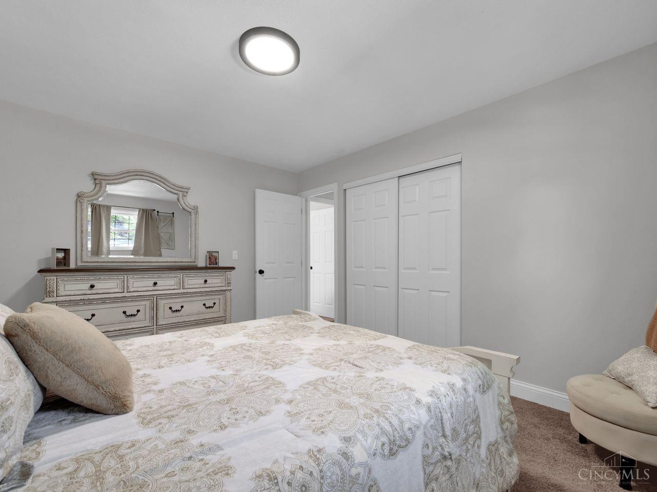 12041 Kenn Road Springdale, OH 45240 - Photo 26 of 36