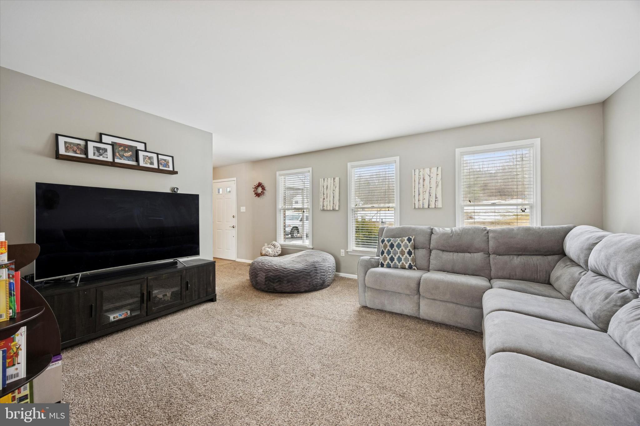 132 Rugby Road Birdsboro, PA 19508 - Photo 10 of 25 Spacious Formal living room