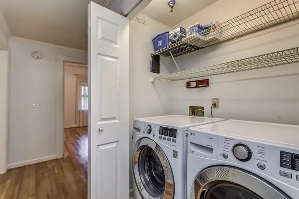 $3,100 | 3320 Hillsboro Pike, Nashville, TN 37215