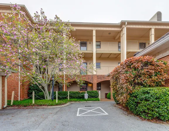 $3,100 | 3320 Hillsboro Pike, Nashville, TN 37215