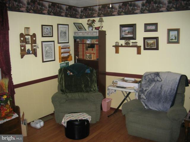 155 North Locust Street Lititz, PA 17543 - Photo 3 of 9