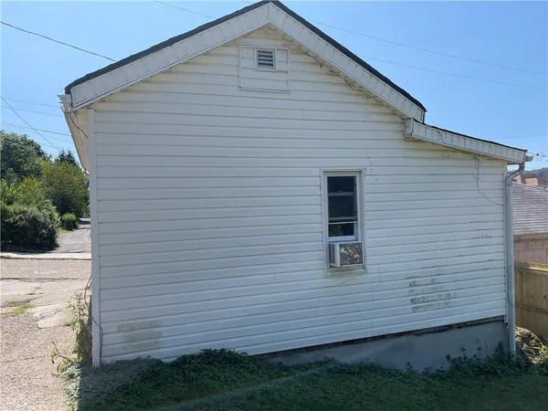 $69,900 | 899 9th Street, Ambridge, PA 15003