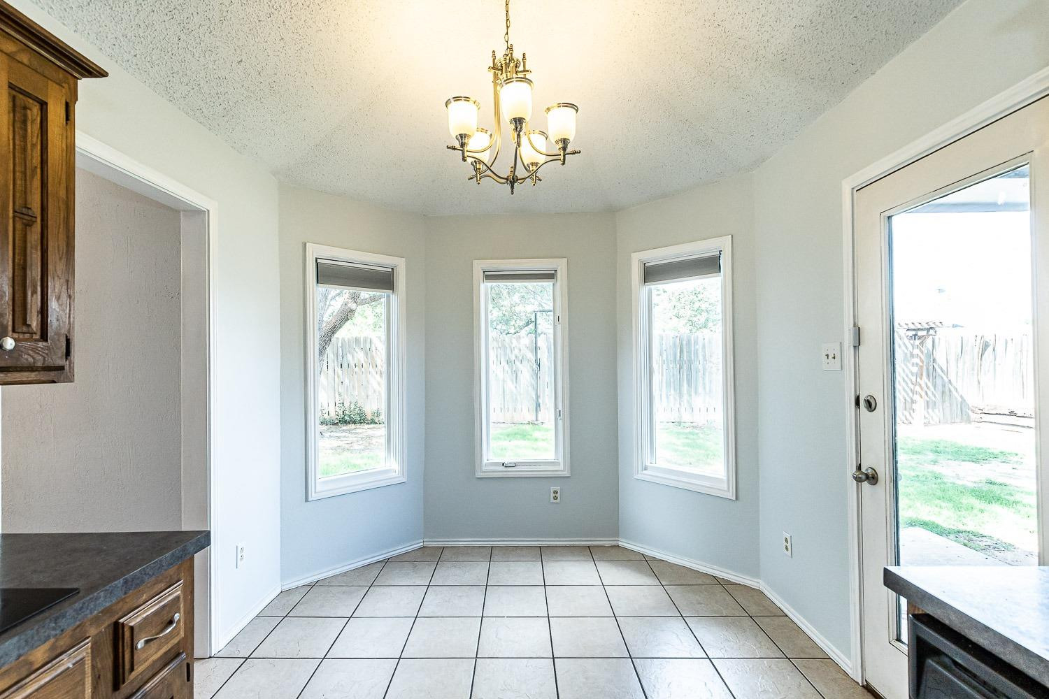 5724 92nd Street Lubbock, TX 79424 - Photo 14 of 31 Photo 14