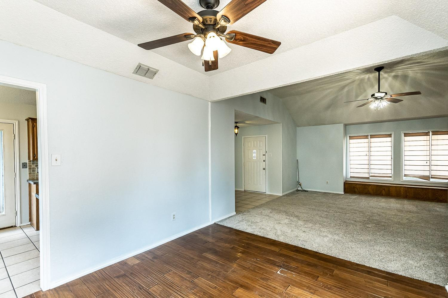 5724 92nd Street Lubbock, TX 79424 - Photo 9 of 31 Photo 9