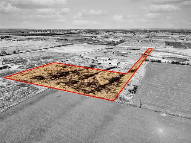 a view of an ocean beach