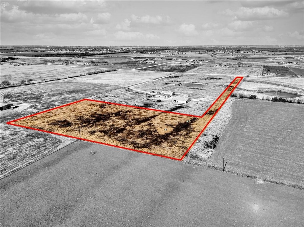 427 Lorena Tx 76655 Lorena, TX 76655 - Photo 12 of 23 a view of outdoor space with seating area