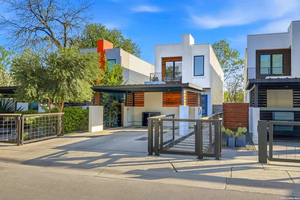 $725,000 | 130 Clay, San Antonio, TX 78204