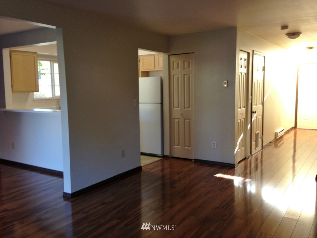 927 132nd Street Southwest, Unit D6 Everett, WA 98204 - Photo 6 of 19