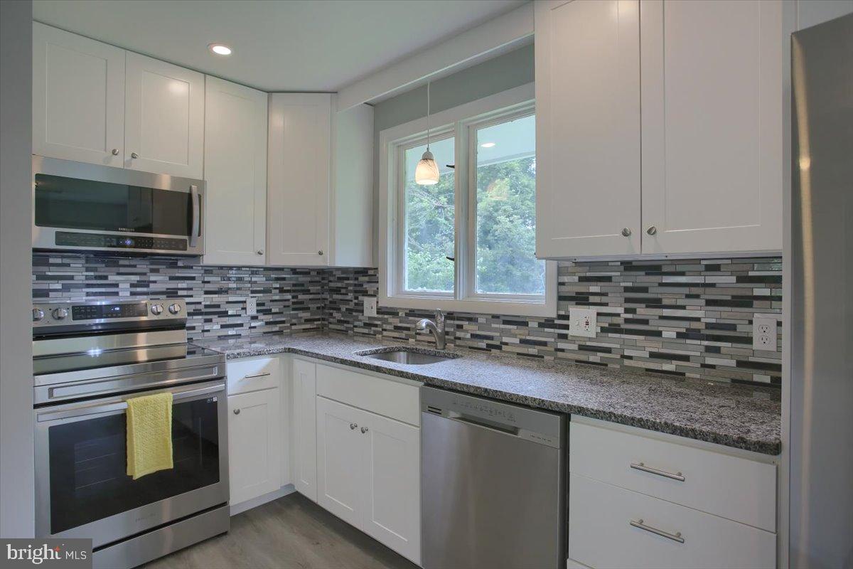5900 Longview Road Harrisburg, PA 17112 - Photo 12 of 37 Gallery Image 12