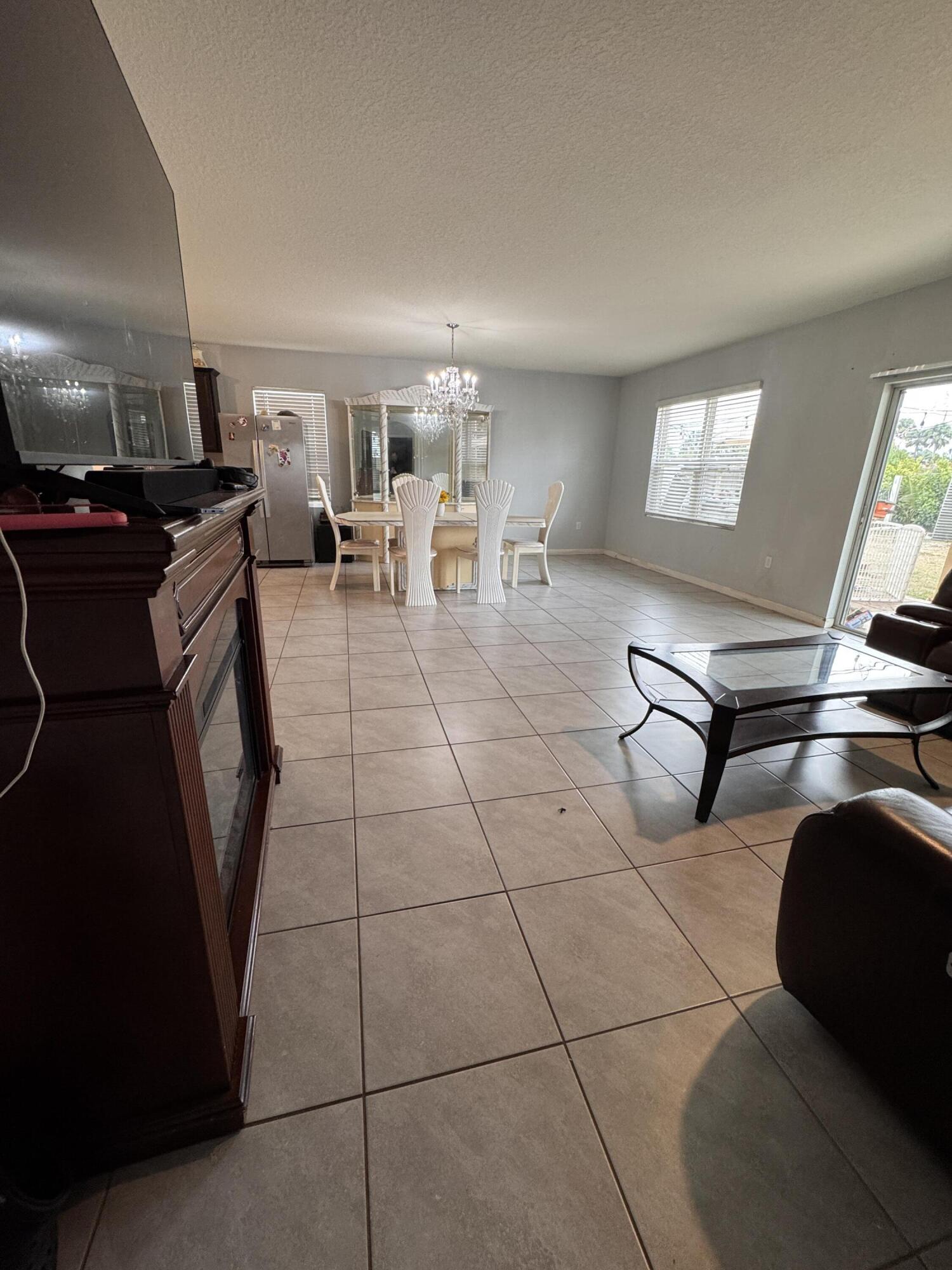 382 Southwest Ridgecrest Drive Port St. Lucie, FL 34953 - Photo 20 of 41 IMG_0220